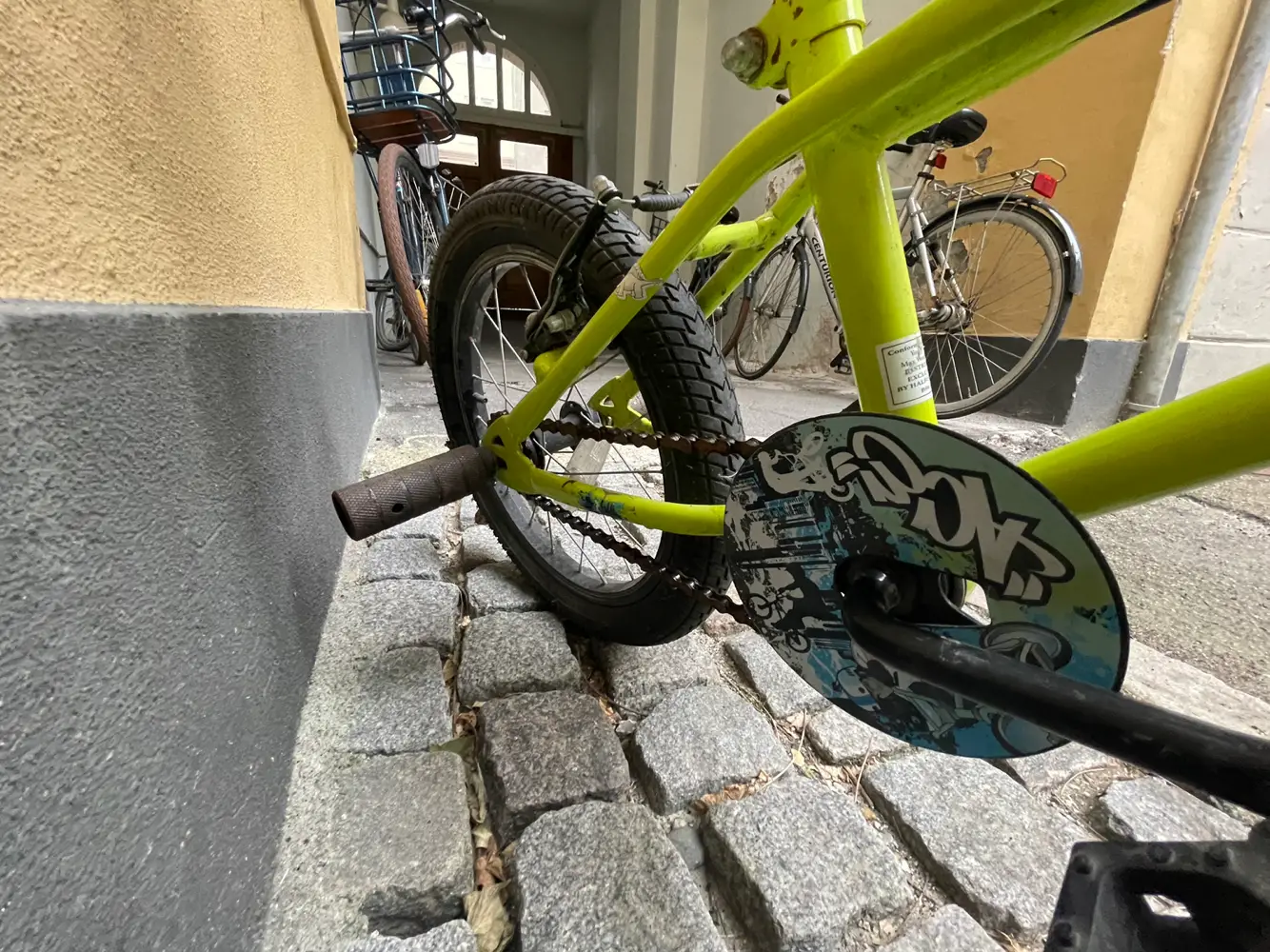 Unknown Boys bike