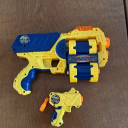 Nerf pistol