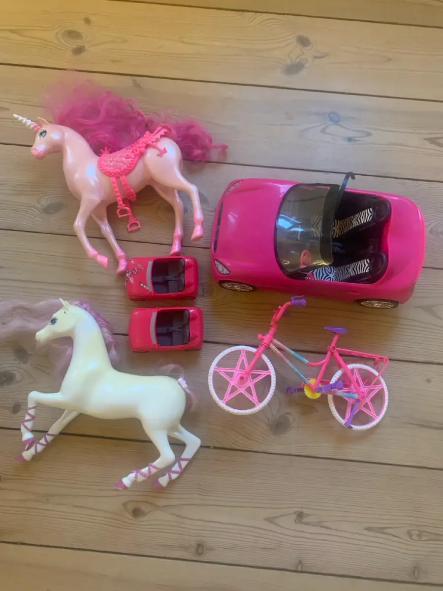 Barbie Barbier Hus møbler bil tøj