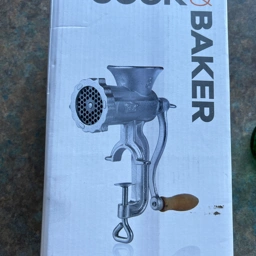 Cook  baker Kødhakker