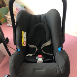 Britax Römer Autostol med 2 isofix baser