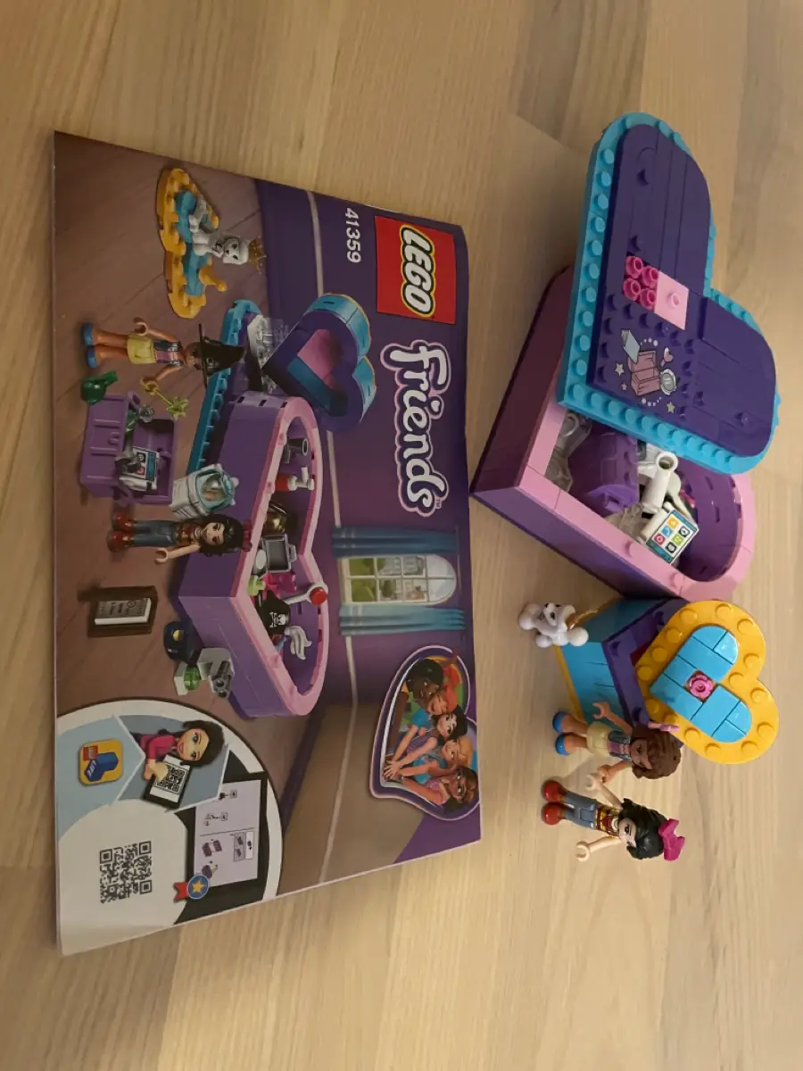 LEGO Friends Heart Box Friendship Pack