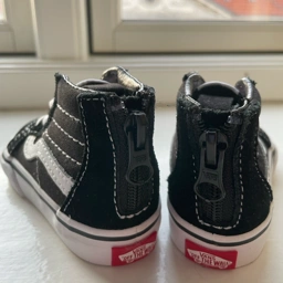 Vans Sk8 HI baby zip sneakers