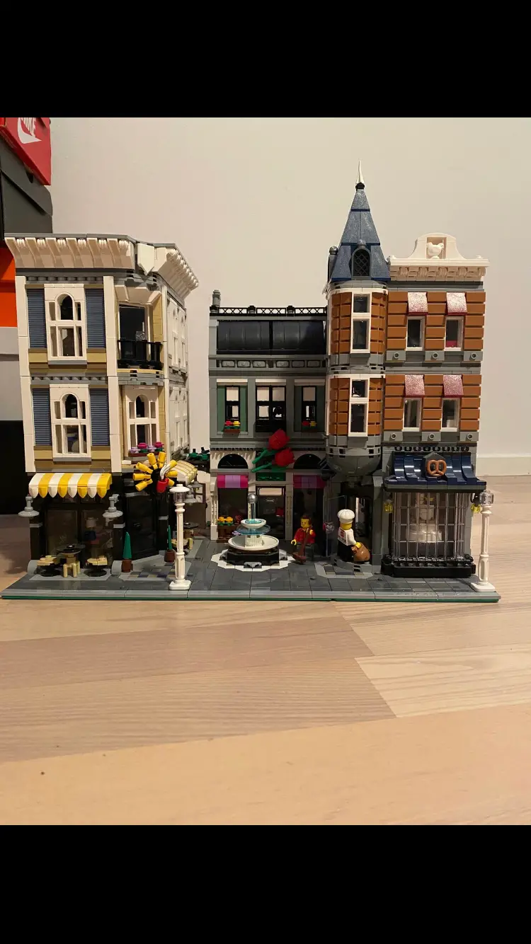 LEGO 10255 butiksgade