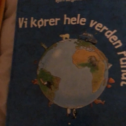 Vi kører hele verden rundt Bog