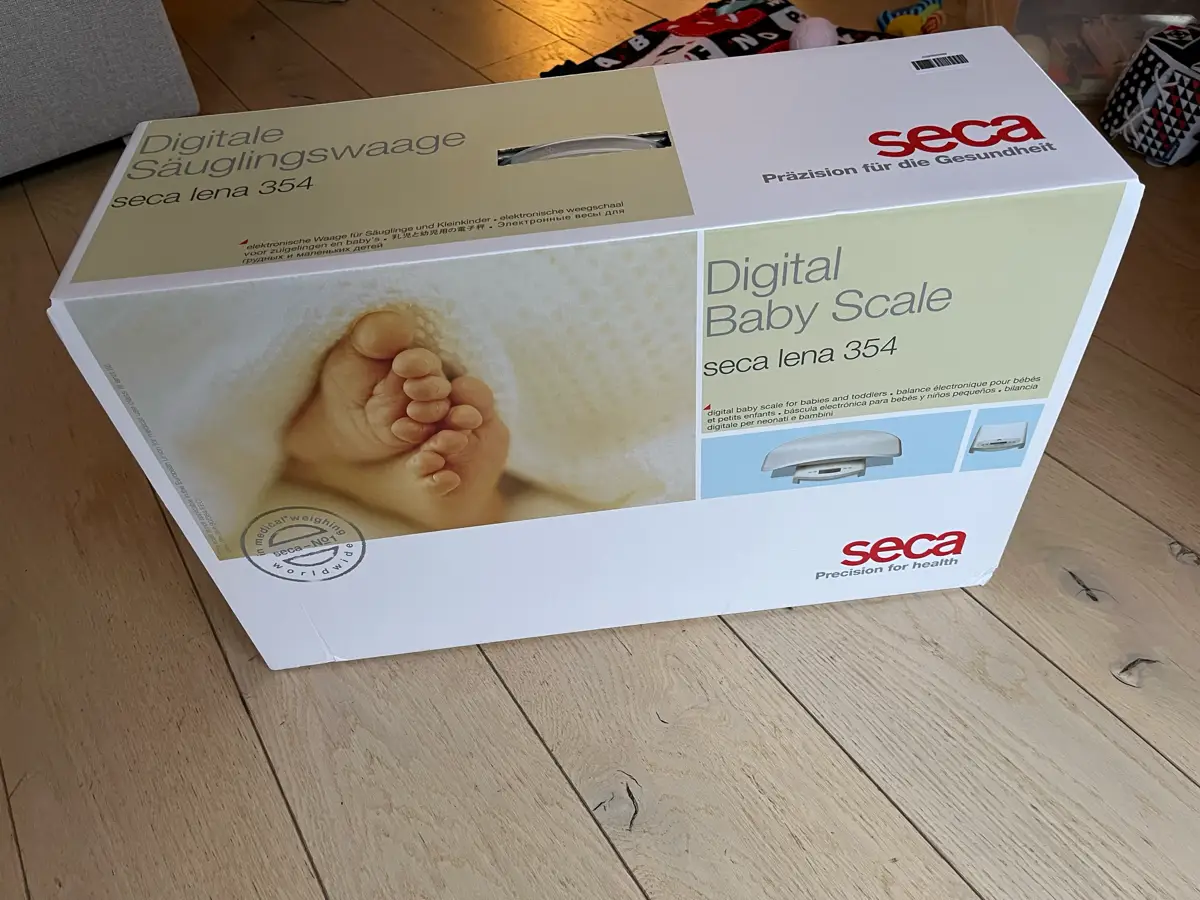 Seca Baby scale
