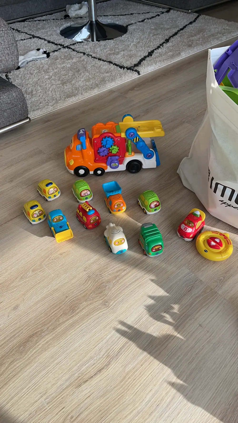 Vtech Bilbane med biler