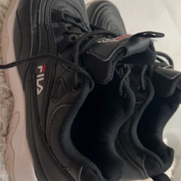 FILA Sko