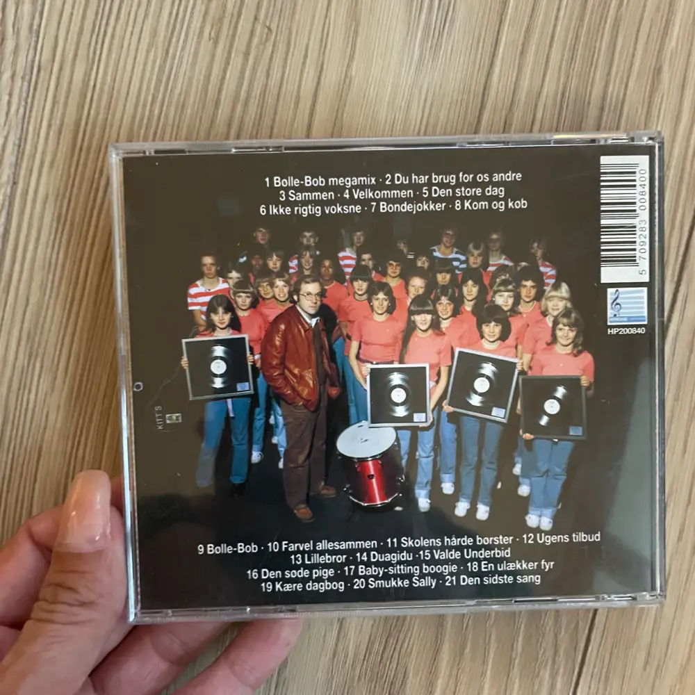 Bølle-Bob lillebror smukke sally og de Bølle Bob cd