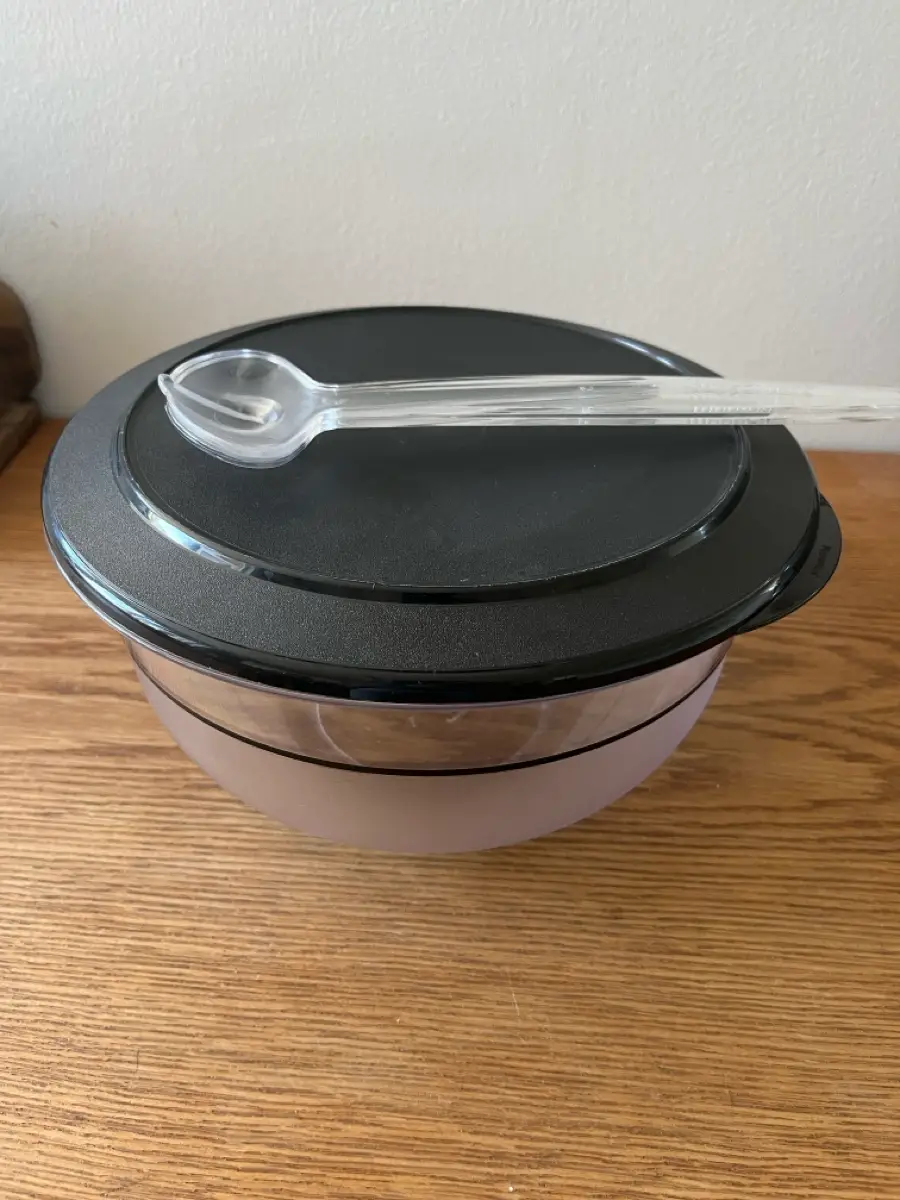 Tupperware Salatskål med bestik