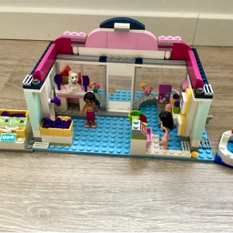 LEGO Friends Heartlake hundesalon