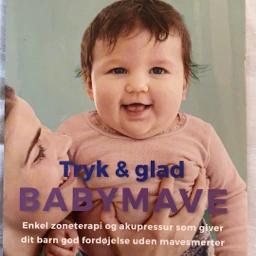 Tryk  glad babymave Bog