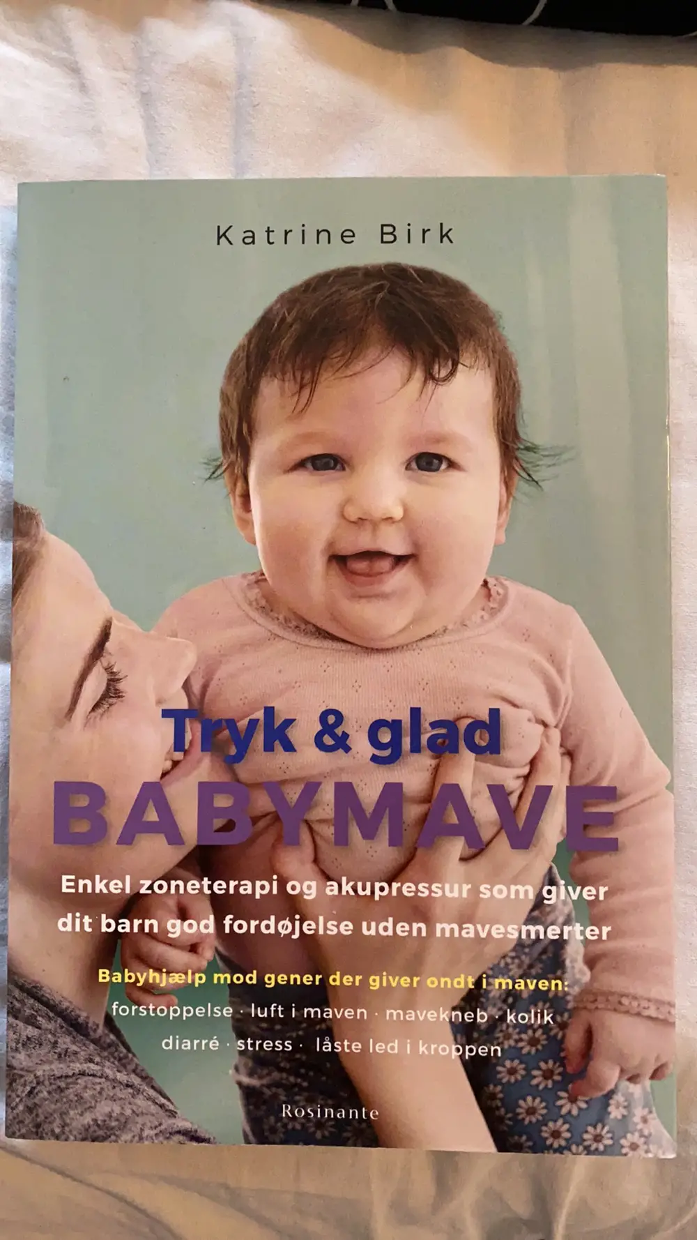 Tryk  glad babymave Bog