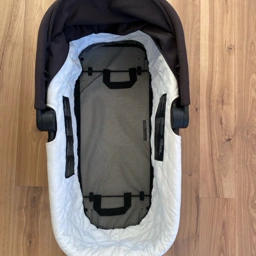 Baby Jogger Lift