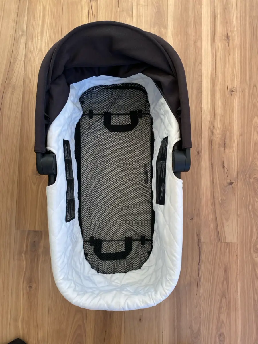 Baby Jogger Lift