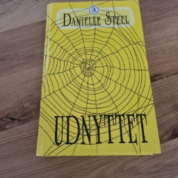 Forfatter: Danielle Steel Bogtitel - udnyttet