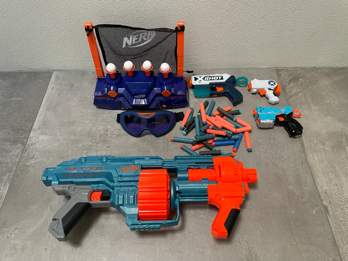 Nerf Div Nerf guns + udstyr