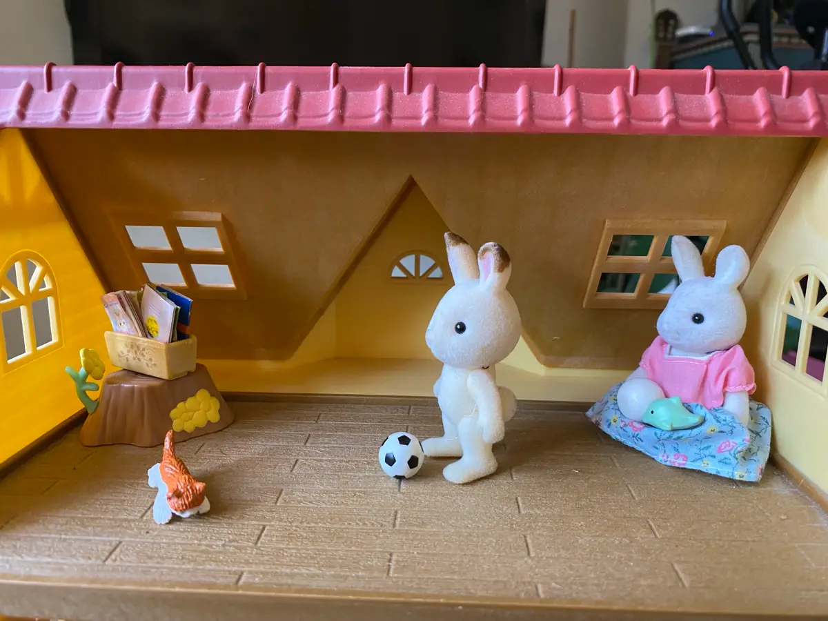 Sylvanian Families Skole med figurer og møbler