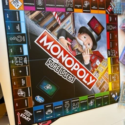 Hasbro Monopoly Sore Losers Edition