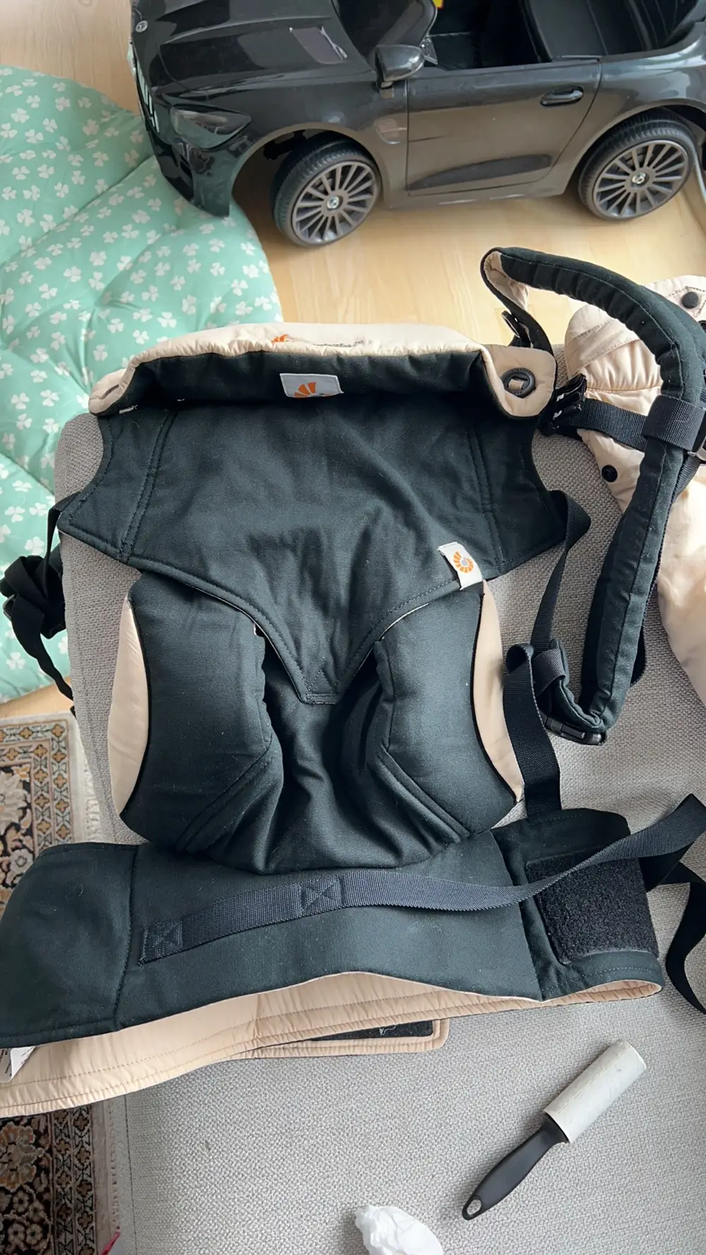 Ergobaby Carrier