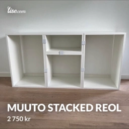 Muuto Stacked reol