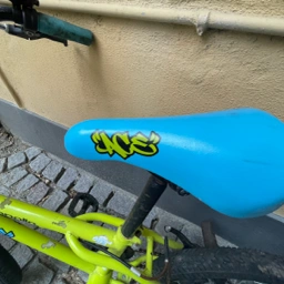 Unknown Boys bike