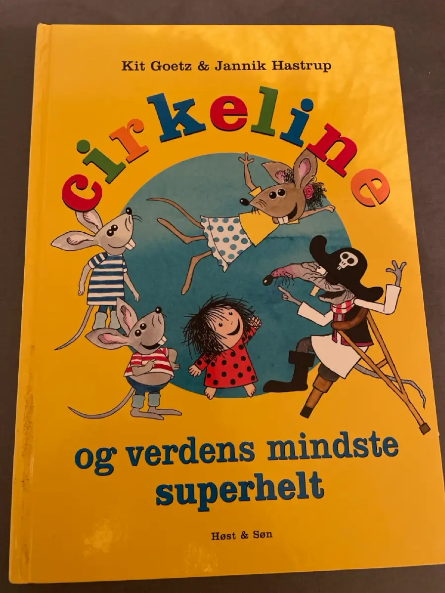 Høst og søn Cirkeline bog