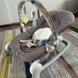 Chicco Baby bouncer