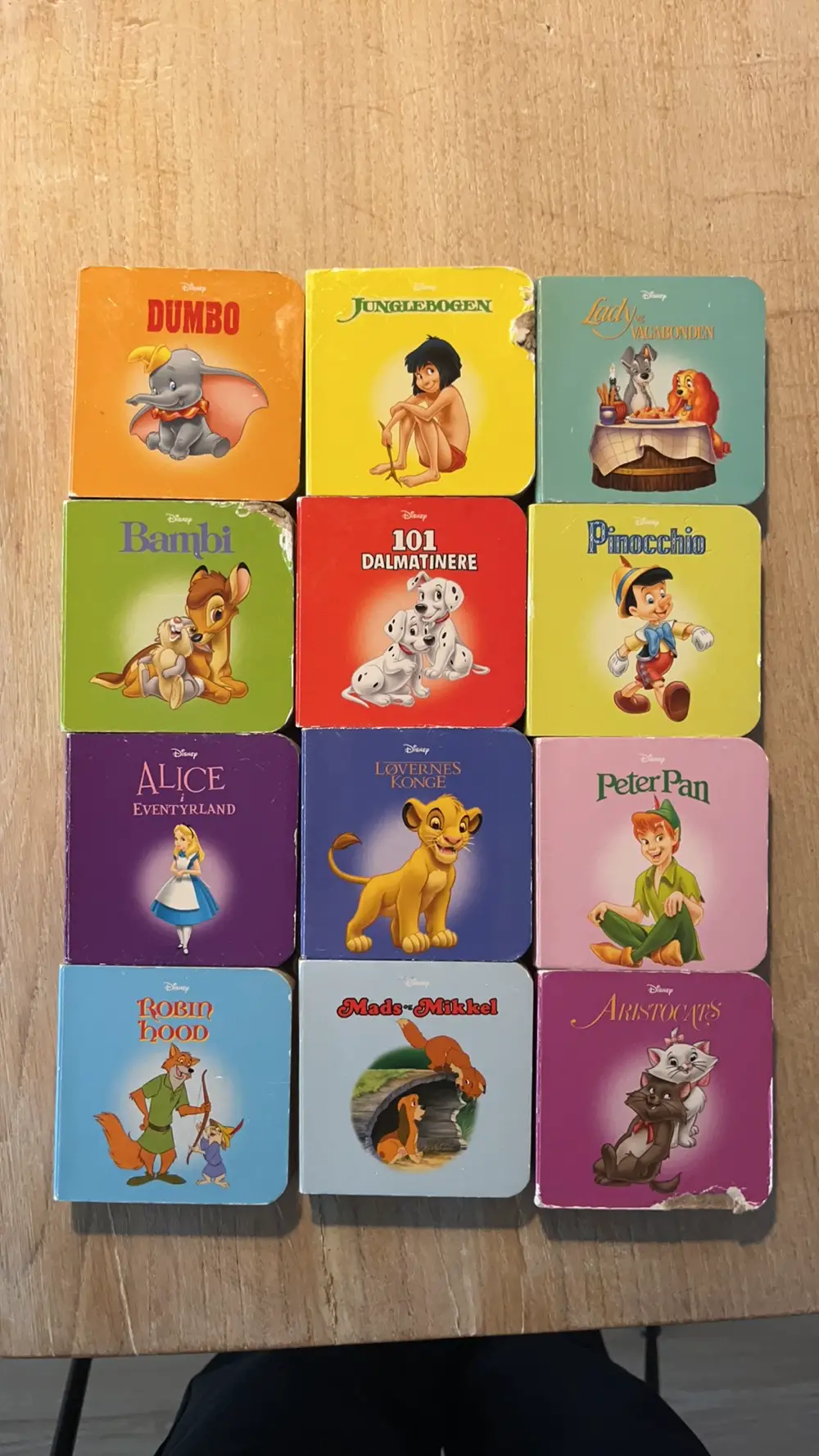 12 stk Disney eventyr i pixi format Bøger