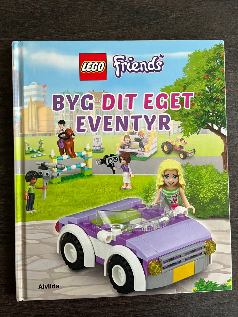 Lego Friends Byg Dit eget eventyr bog Bog med historie og byggeplane