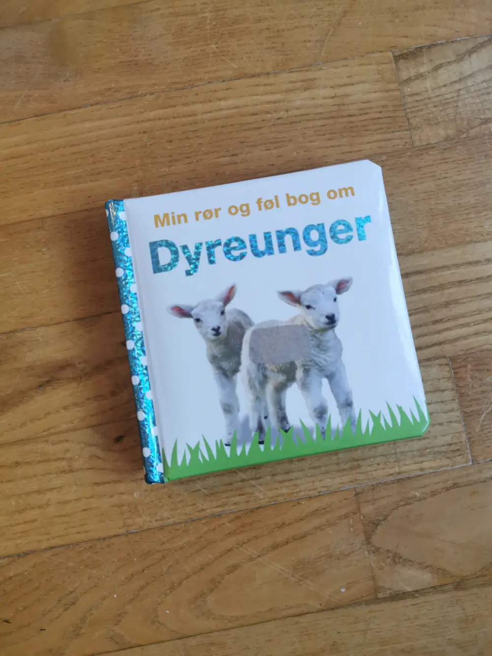 min rør og føl bog om dyreunger Bog