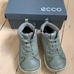 ECCO Sneaker