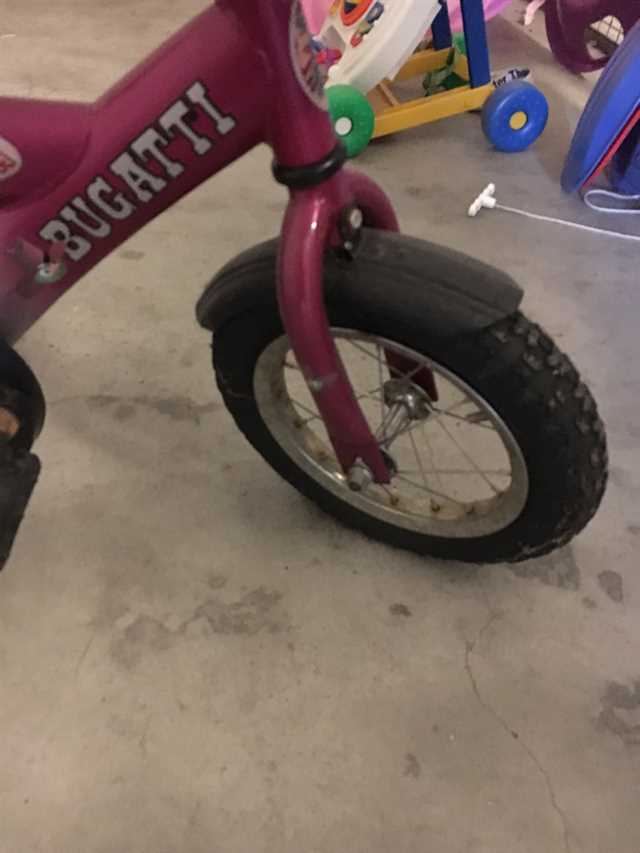 Bugatti Cykel med støtte hjul