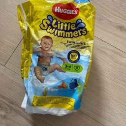 Huggies Svømmebleer