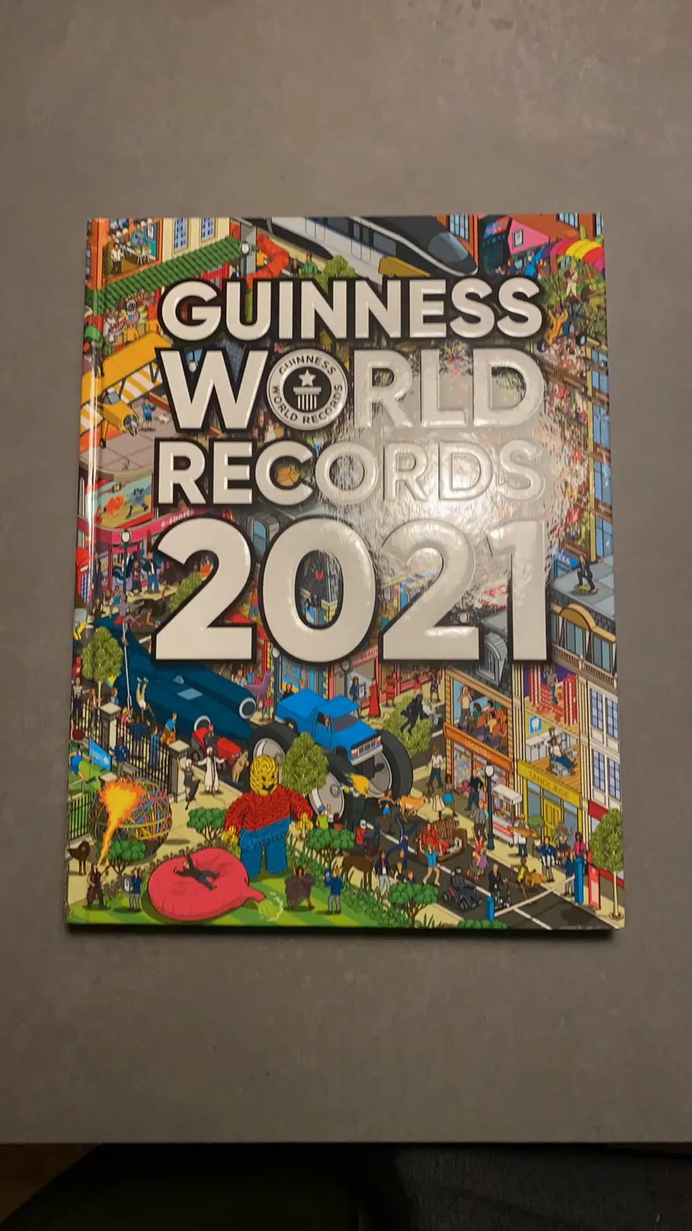 Guinness world records 2021 Opslagsbog