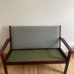 Hans J Wegner Sofa