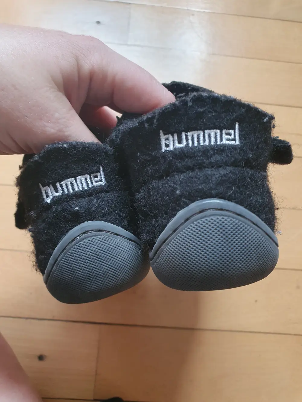 hummel Sutsko