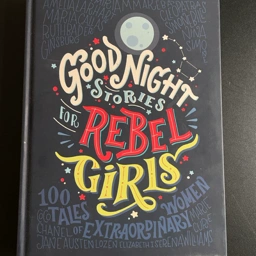 Goodnight stories for rebel girls Bog