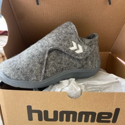 hummel Sutsko