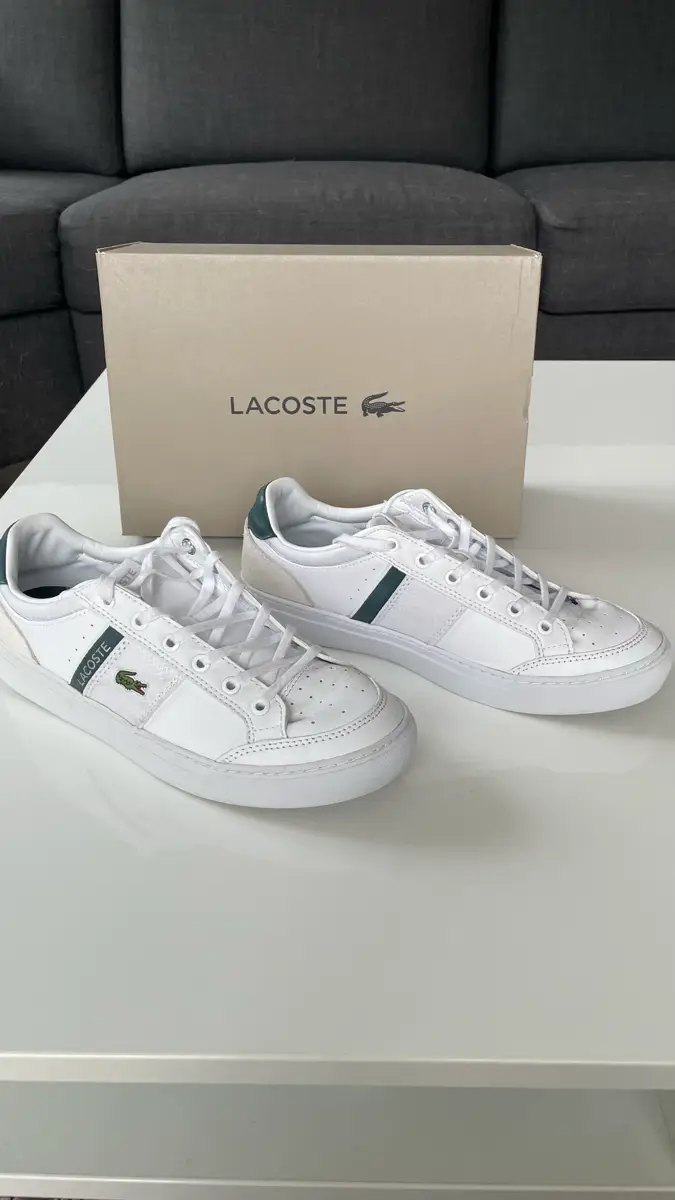 LACOSTE Sneakers