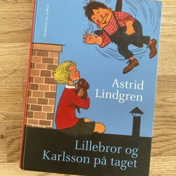 Lillebror og Karlsson på taget Bog