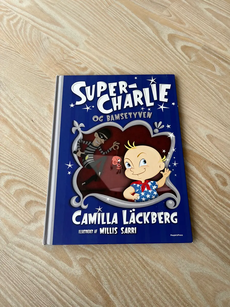 Super - Charlie og bamsetyven Bog