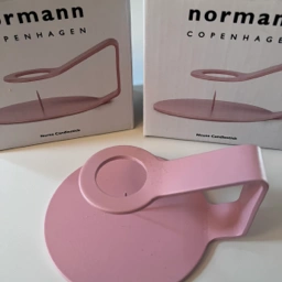 Normann Copenhagen Lysestage