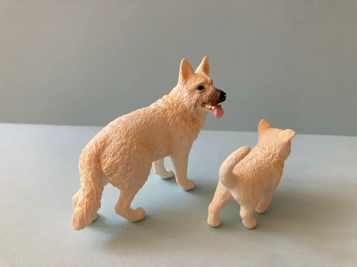 Schleich Hvide schæferhunde