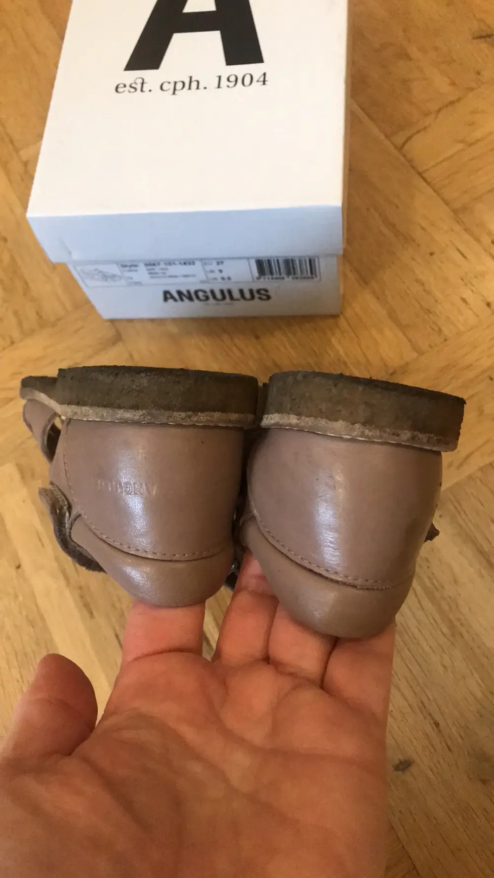 ANGULUS Sandaler farve make-up