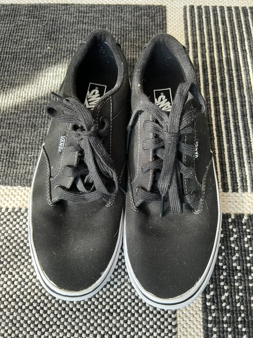 Vans Sneakers