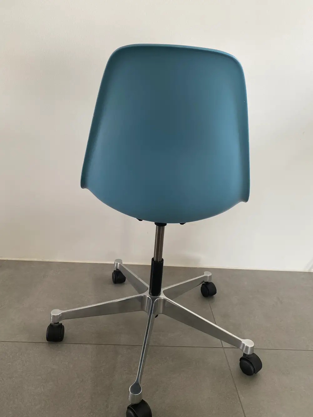 Eames Kontorstol