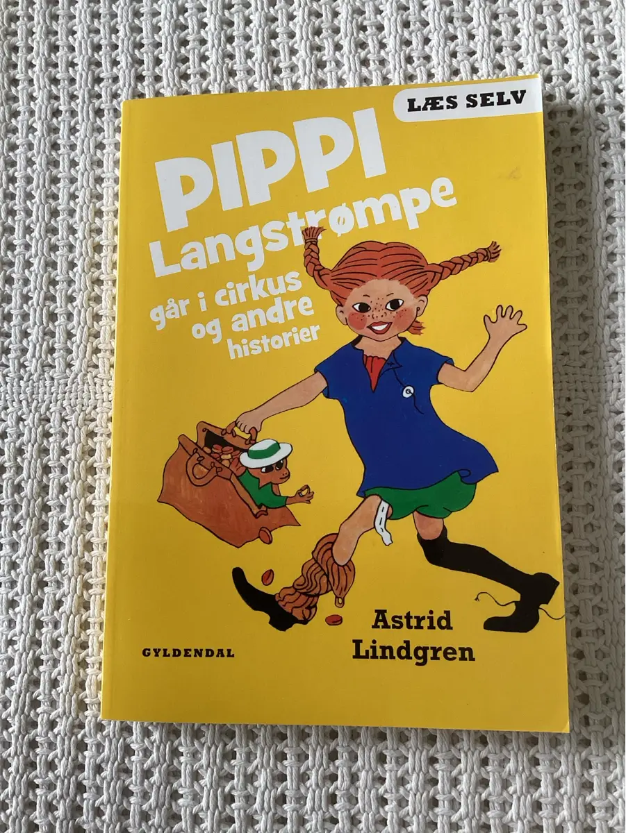 Pippi Langstrømpe går i cirkus og … bog