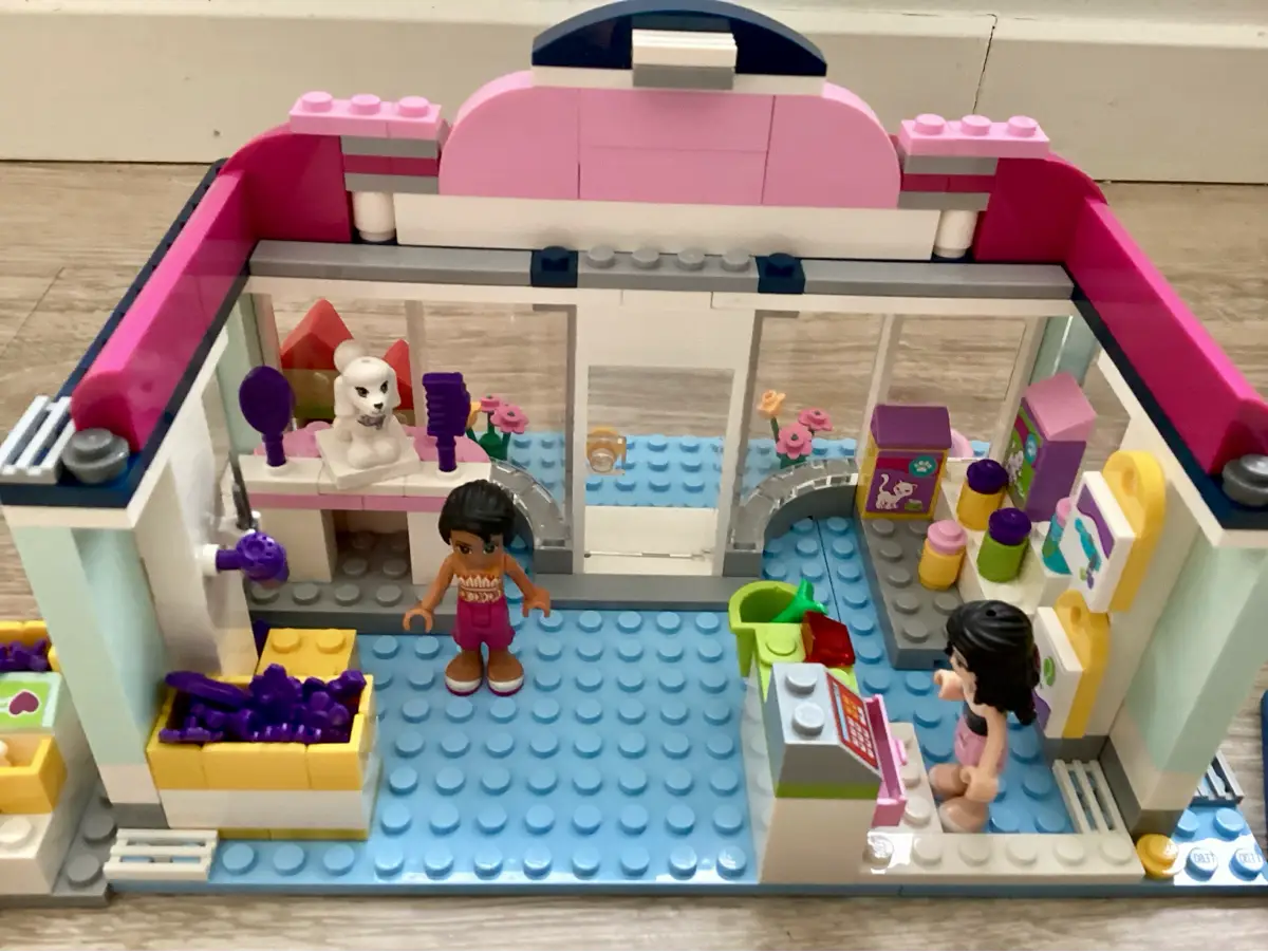 LEGO Friends Heartlake hundesalon