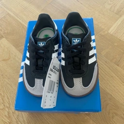 adidas Samba